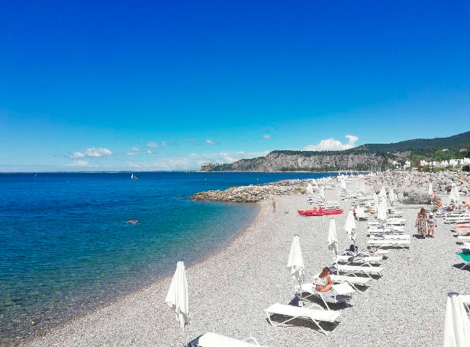 MORJE IN SONČENJE NA PLAŽI